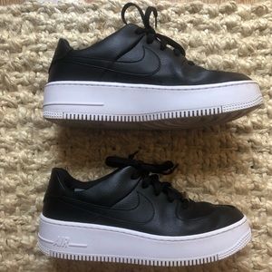 Nike Air Force 1 Sage Low